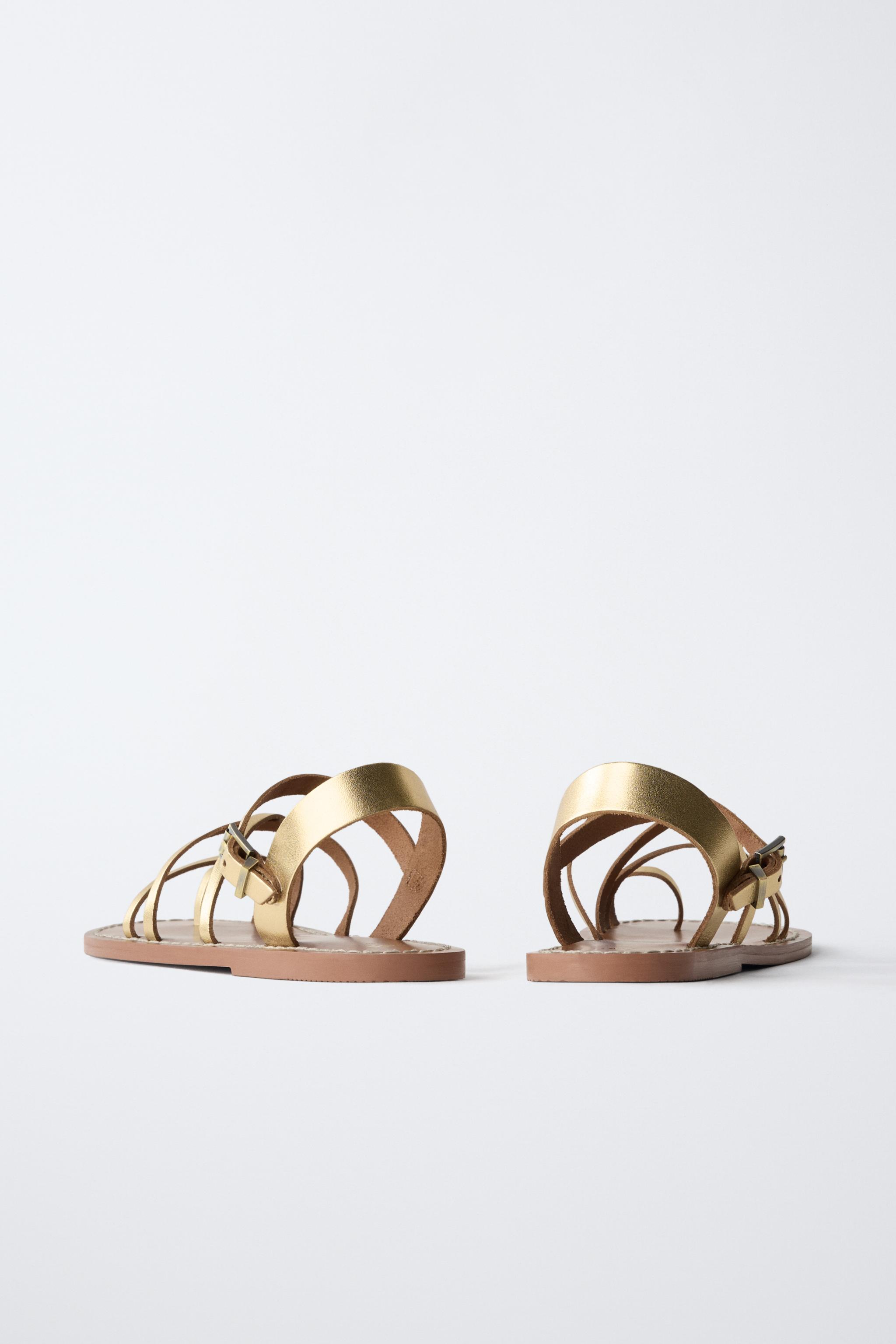 LEATHER SANDALS